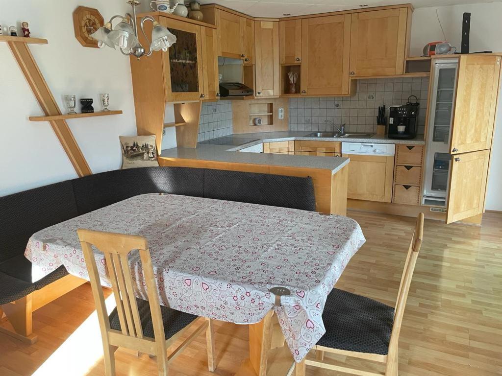 Ferienwohnung ,Hoizmann' Pinsdorf Экстерьер фото